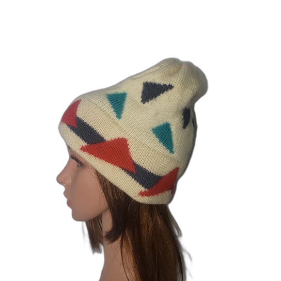Vermont Needlecrafts Vintage Winter Wool Hat Ivory with Geometric Print - Picture 10 of 10